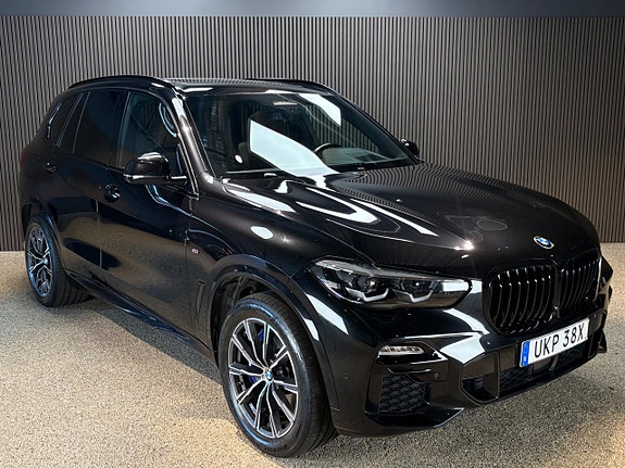 BMW X5 3 of 26