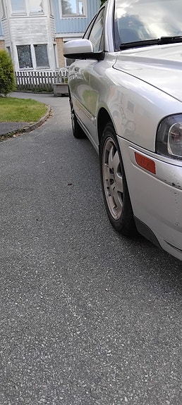 Volvo S80 2 of 6