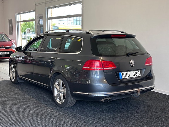 Volkswagen Passat 8 of 22