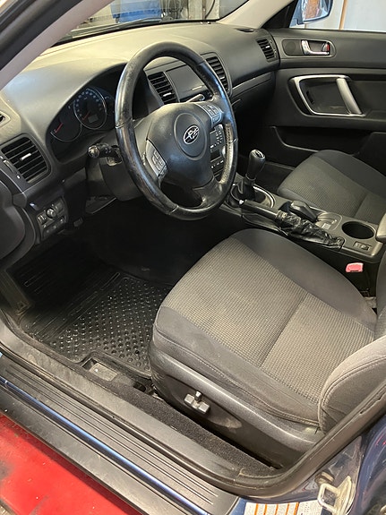 Subaru Outback 8 of 8
