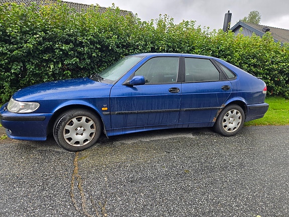 Saab 9-3 7 of 7