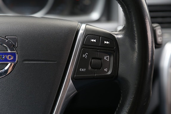 Volvo XC70 18 of 27