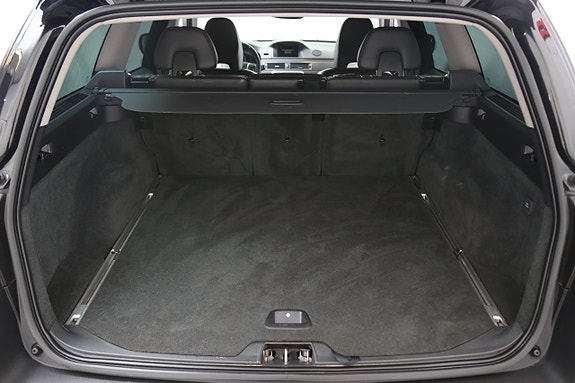Volvo XC70 27 of 27