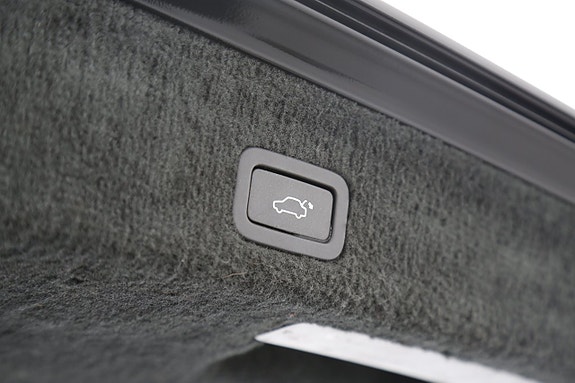 Volvo XC70 26 of 27