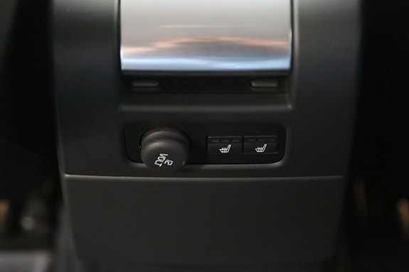 Volvo XC70 25 of 27