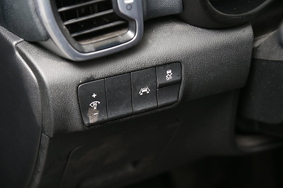 Kia Sportage 12 of 25