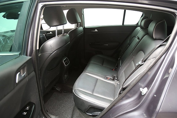 Kia Sportage 23 of 25