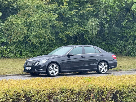 Mercedes-Benz E220 9 of 9