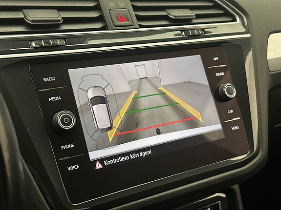 Volkswagen Tiguan 19 of 28