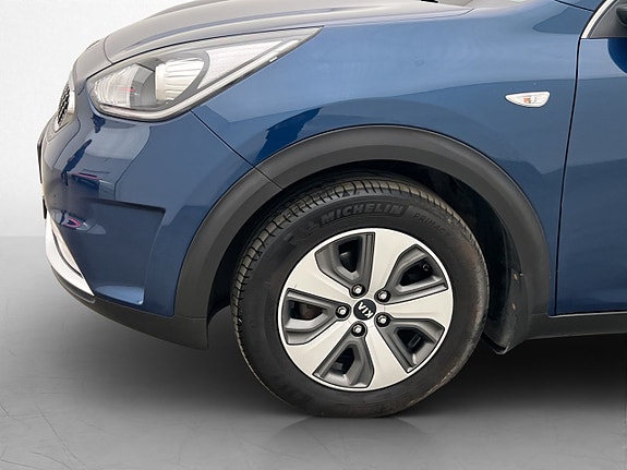 Kia Niro 10 of 28