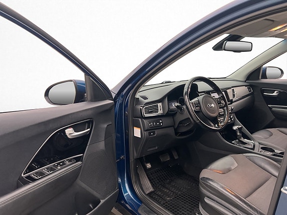 Kia Niro 11 of 28