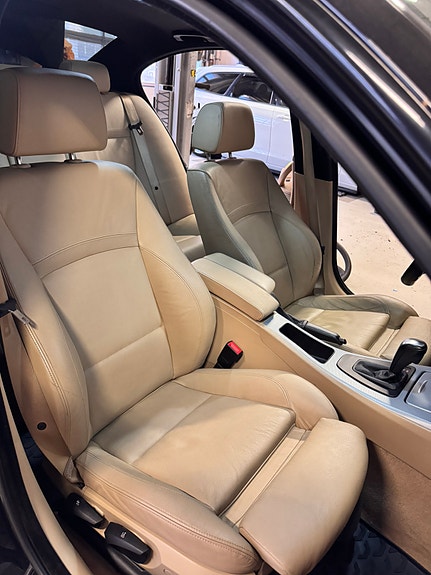 BMW 325d 6 of 8