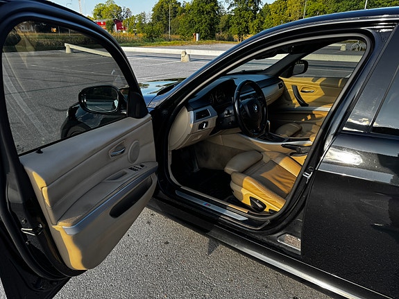 BMW 325d 6 of 7