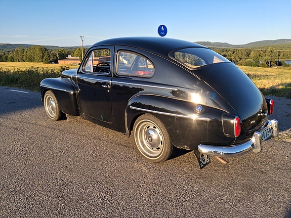 Volvo PV 3 of 10