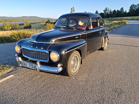 Volvo PV 2 of 10