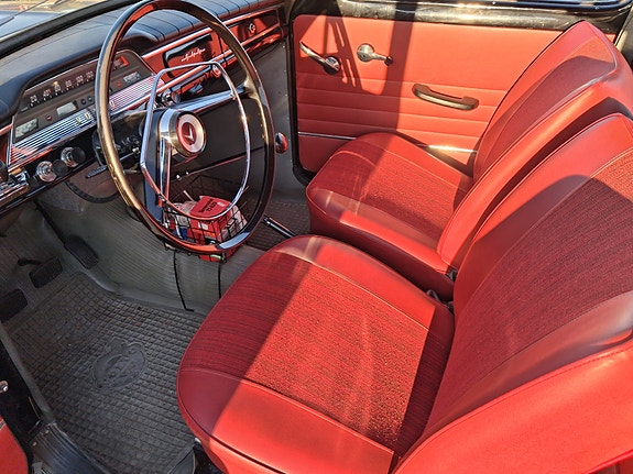 Volvo PV 8 of 10