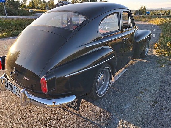 Volvo PV 9 of 10