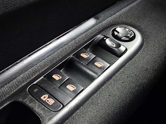Peugeot 3008 10 of 25