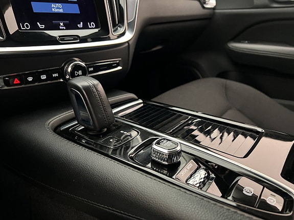 Volvo V60 22 of 30