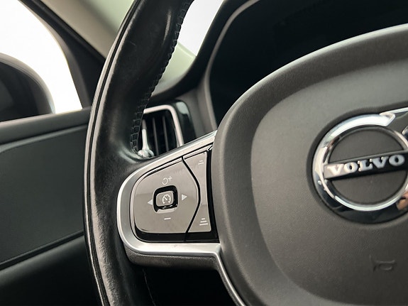 Volvo V60 13 of 30