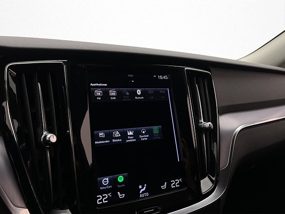 Volvo V60 20 of 30