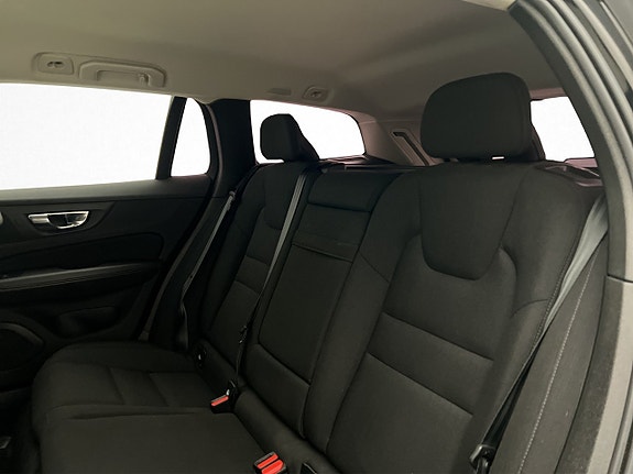 Volvo V60 27 of 30