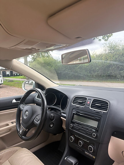 Volkswagen Golf VI 3 of 3