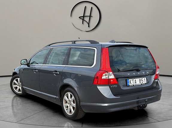 Volvo V70 8 of 22