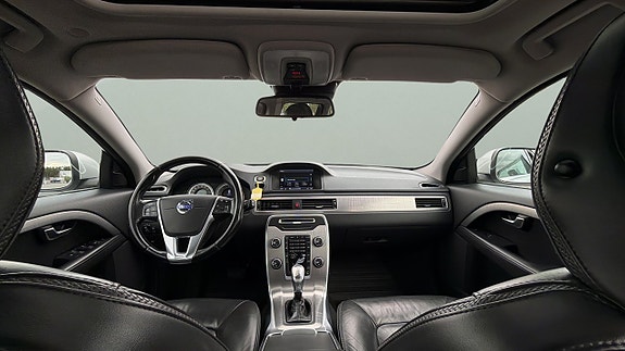 Volvo XC70 10 of 30