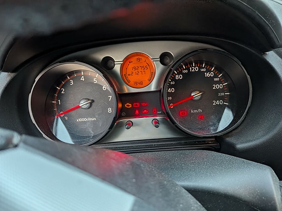 Nissan Qashqai 4 of 5