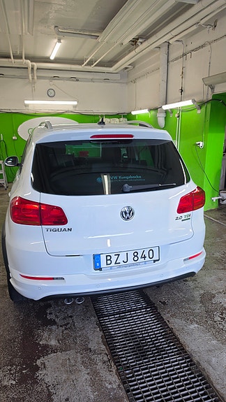 Volkswagen Tiguan 12 of 12