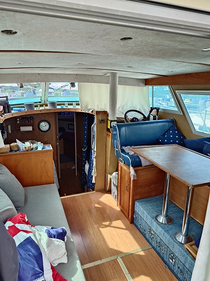 Fairline 32 Sedan 5 of 6