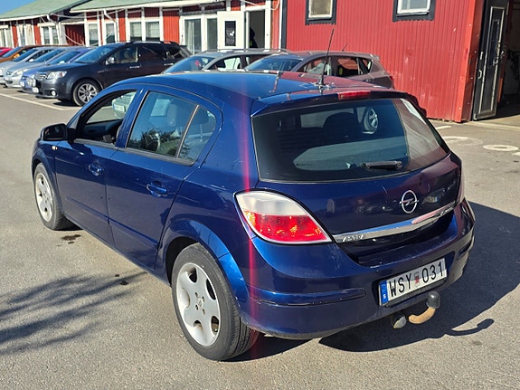 Opel Astra 7 of 13