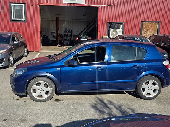 Opel Astra 6 of 13
