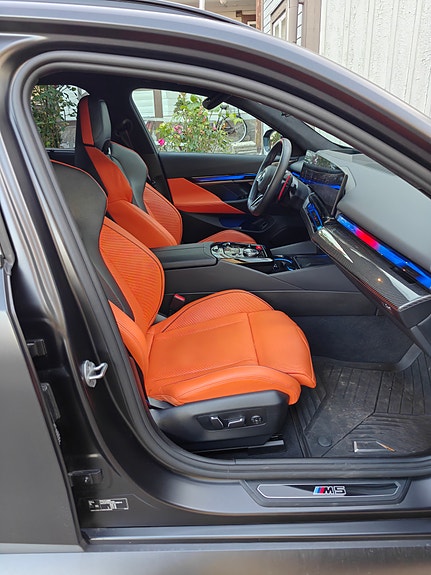 BMW M5 4 of 7