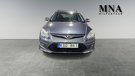 Hyundai i30 8 of 14