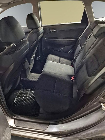 Hyundai i30 12 of 14
