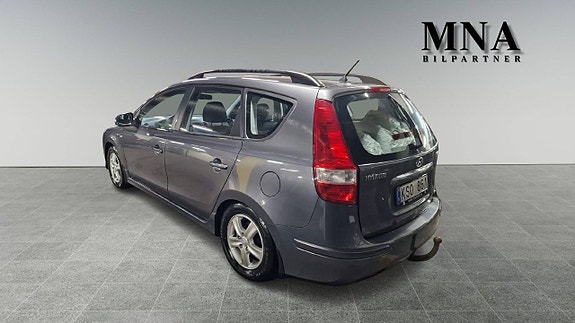 Hyundai i30 3 of 14