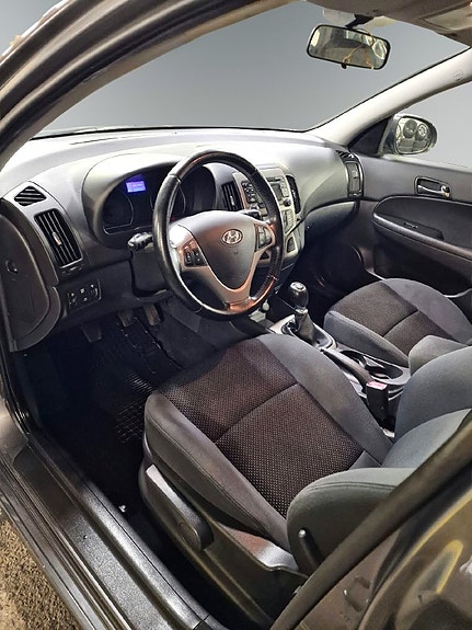 Hyundai i30 9 of 14