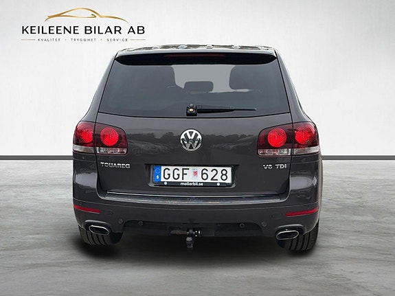 Volkswagen Touareg 8 of 28