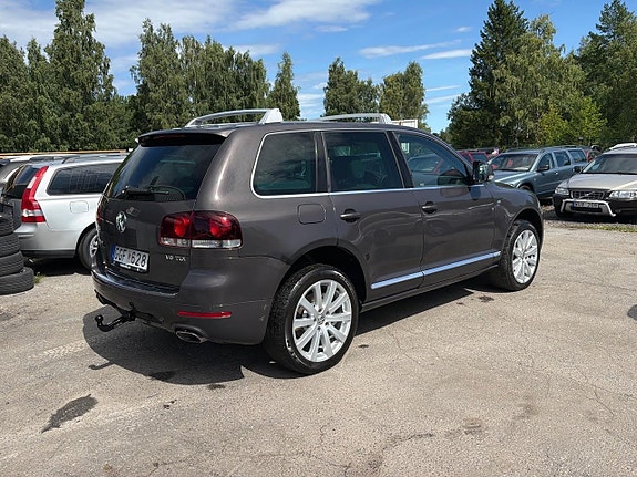 Volkswagen Touareg 9 of 28