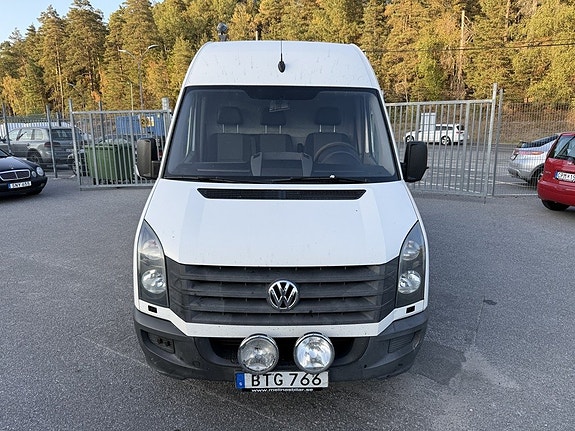 Volkswagen Crafter 35 2 of 30