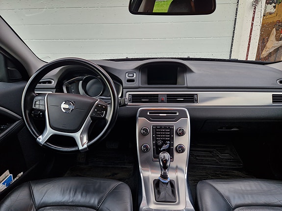 Volvo V70 9 of 10