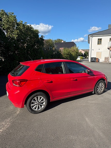 Seat Ibiza 3 of 11
