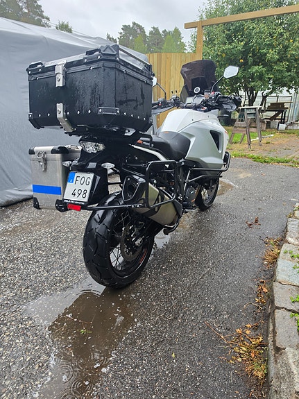 KTM 1290 Super Adventure 5 of 5