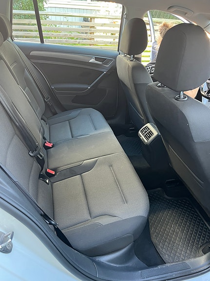 Volkswagen Golf VII 7 of 7