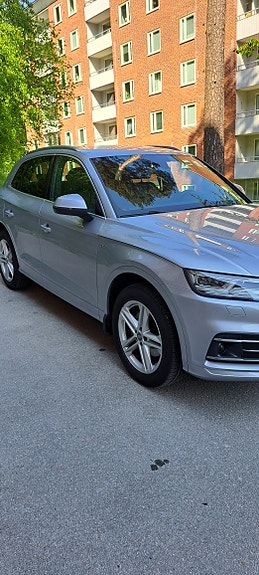 Audi Q5 4 of 11