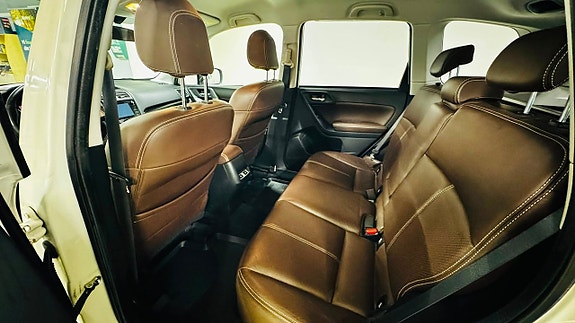Subaru Forester 7 of 11