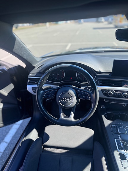 Audi A5 8 of 12
