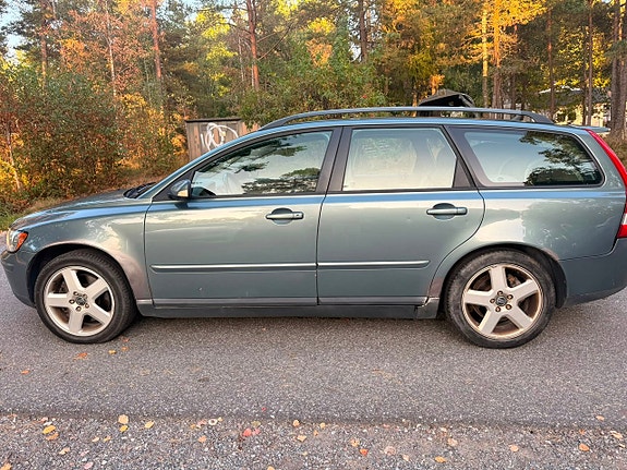Volvo V50 7 of 24